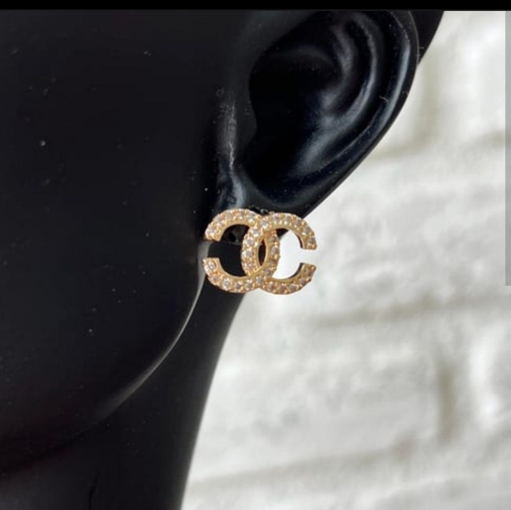 Bling Fashion Initial Earrings 1 Pair Silvertone Or Goldtone New In Package